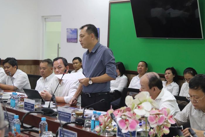 Chủ tịch HĐTV EVN Đặng Hoàng An trực tiếp giao nhiệm vụ cho các Ban chuyên môn của tập đoàn khẩn trương nghiên cứu, phối hợp cùng đơn vị để xem xét, tháo gỡ các vướng mắc.