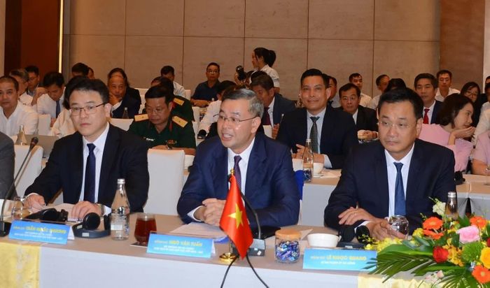 Bộ trưởng Bộ Tài chính Ngô Văn Tuấn phát biểu tại hội nghị. Ảnh: Hà Minh