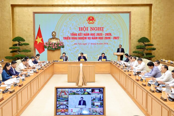 Thủ tướng Chính phủ Lê Minh Hưng chủ trì Hội nghị tổng kết năm học 2025 - 2026, triển khai nhiệm vụ năm học 2026 - 2027. Phó Thủ tướng Chính phủ Lê Tiến Châu, Bộ trưởng Bộ GD-ĐT Hoàng Minh Sơn đồng chủ trì Hội nghị. Ảnh: Bộ GD-ĐT