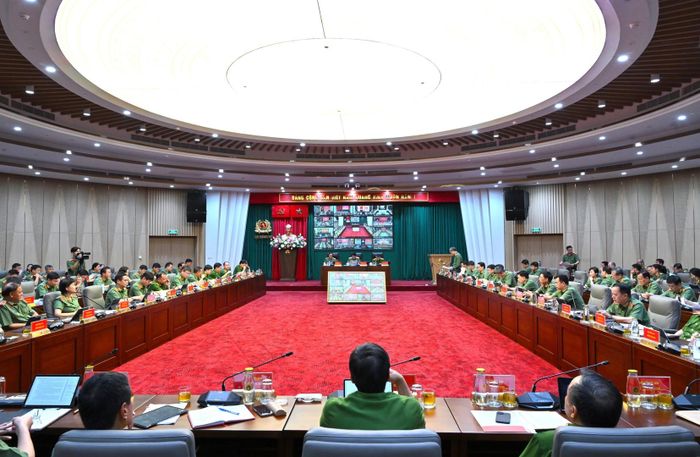 Toàn cảnh Hội nghị.