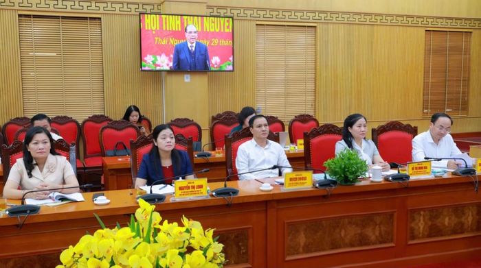 Các đại biểu tham dự hội thảo.
