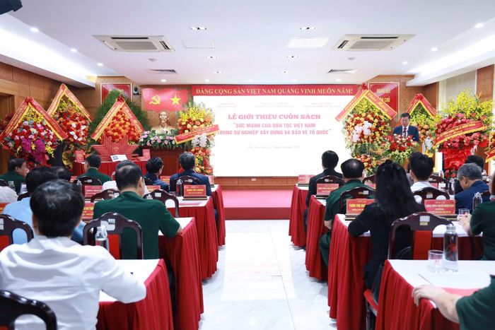 Lễ giới thiệu sách của nguyên Chủ tịch nước Lương Cường tại Hà Nội, ngày 27/8.