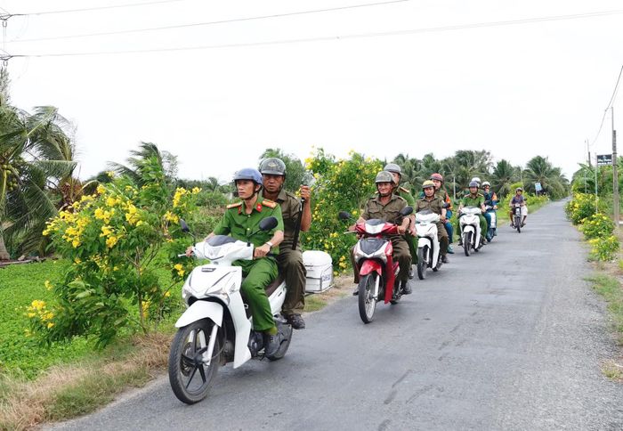 Công an xã Châu Thành tuần tra, giữ bình yên ở địa bàn cơ sở.