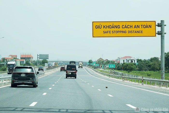 Mật độ giao thông trên tuyến cao tốc Pháp Vân - Cầu Giẽ - Cao Bồ - Mai Sơn - Quốc lộ 45 - Nghi Sơn.