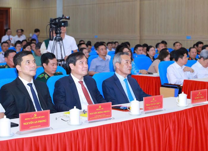 Đại biểu tham dự lễ bế mạc và trao giải Chung khảo toàn quốc Hội thi Báo cáo viên, tuyên truyền viên giỏi năm 2026.