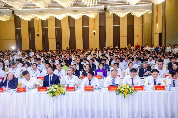 Đại biểu tham dự buổi đối thoại.