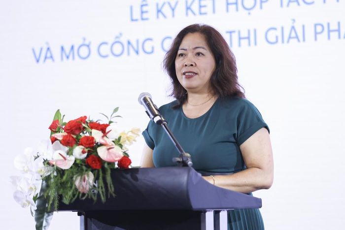 Bà Nguyễn Thị Bích Vân, Tổng Giám đốc Quốc gia Unilever Việt Nam phát biểu tại sự kiện