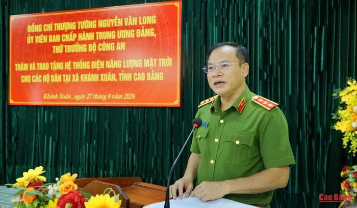 Thứ trưởng Bộ Công an Nguyễn Văn Long phát biểu tại chương trình.