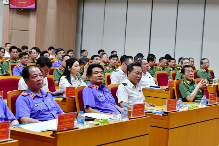 Các đại biểu dự Hội nghị.