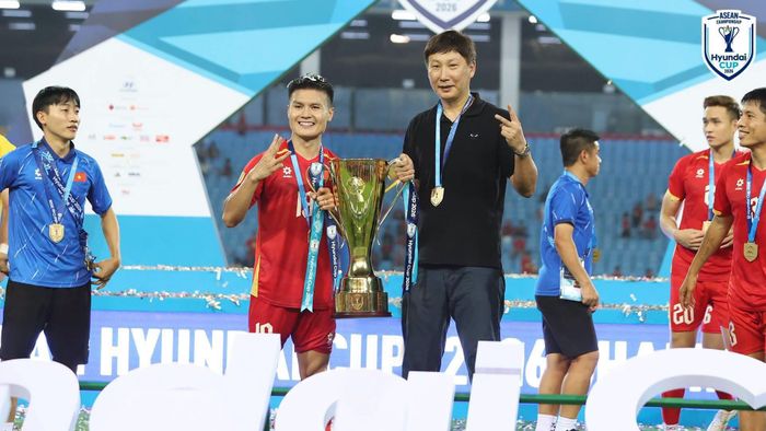 Đội trưởng Quang Hải tiếp tục viết lịch sử cùng tuyển Việt Nam