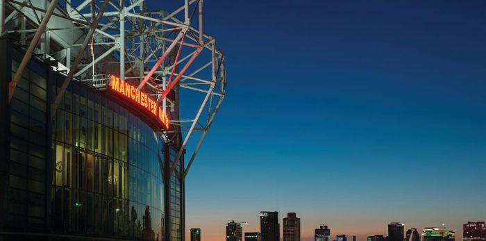 Old Trafford - nơi Sir Jim Ratcliffe đang theo đuổi một cuộc tái cấu trúc có độ phức tạp vượt xa những bài toán công nghiệp quen thuộc. Ảnh: INEOS.
