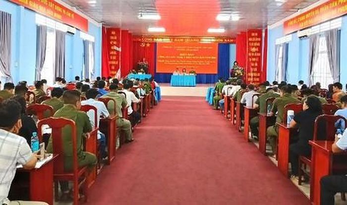 Quang cảnh diễn đàn