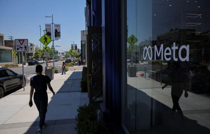 Bên ngoài văn phòng của Meta ở Los Angeles, California, Mỹ. (Ảnh: Reuters)