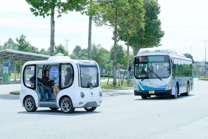 Phenikaa vừa được thành phố Hà Nội cho phép thử nghiệm xe buýt tự hành, robotaxi.