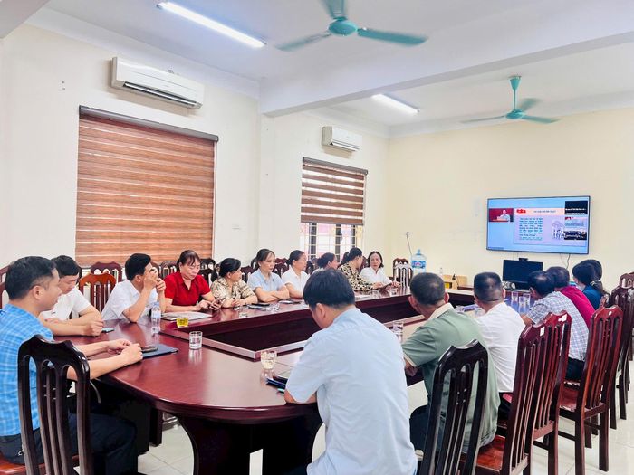 Quang cảnh điểm cầu xã An Khánh. Ảnh: PV
