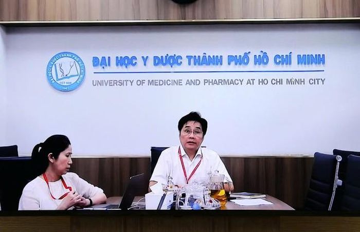 Đại diện các Tiểu ban báo cáo tại Phiên họp. Ảnh: Trần Minh