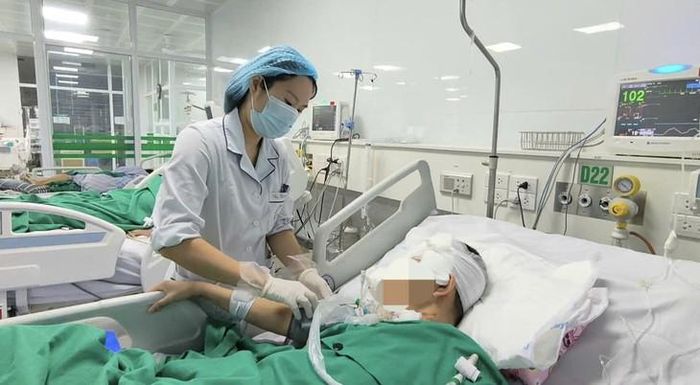 Bệnh nhân được điều trị tích cực tại bệnh viện. Ảnh: BVCC