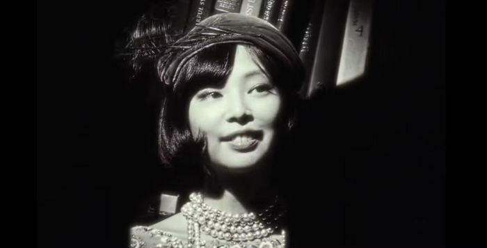 Mỗi khung hình của "Fallen Angel" khiến nhiều người xem thốt lên quả là đầy tính thẩm mỹ "aesthetic" và Jennie thì "rất là cô ấy rồi".