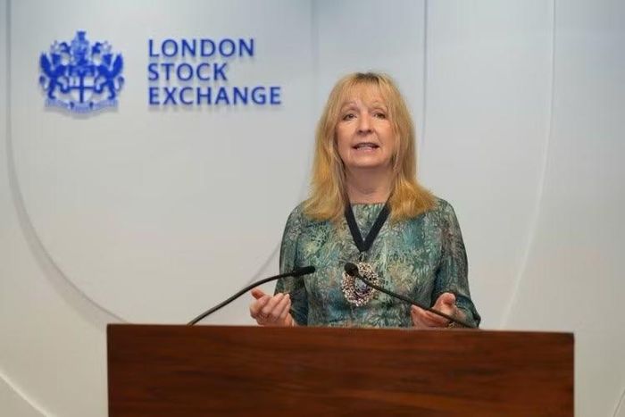 Thị trưởng Khu tài chính Luân Đôn – Dame Sue Langley phát biểu tại buổi gặp gỡ Tiến sĩ Nguyễn Thị Phương Thảo