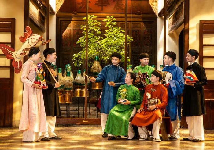 Tọa đàm “Chuyện Trăng - Chuyện Nghề” diễn ra lúc 14h ngày 18/9 sẽ tập trung vào câu chuyện Trung thu xưa và nay, mở ra cuộc trao đổi về việc người trẻ khởi nghiệp trong lĩnh vực sáng tạo dựa trên nền tảng văn hóa và nghề thủ công truyền thống.