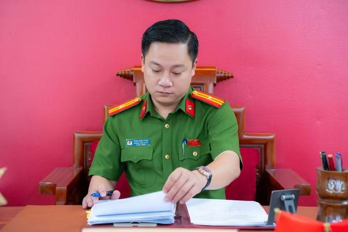 Thiếu tá Trịnh Minh Tùng, Trưởng Công an xã Phú Xuyên