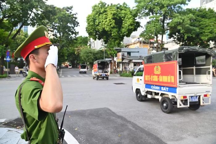 Các lực lượng Công an Thủ đô ra quân, quyết tâm bảo vệ tuyệt đối an toàn dịp kỷ niệm 81 năm Quốc khánh nước Cộng hòa xã hội chủ nghĩa Việt Nam