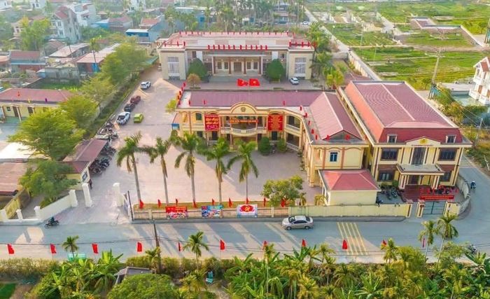 Trụ sở UBND phường Hoa Động cũ được điều chuyển cho Ban Quản lý dự án đầu tư xây dựng công trình nông nghiệp và phát triển nông thôn Hải Phòng để làm trụ sở làm việc.