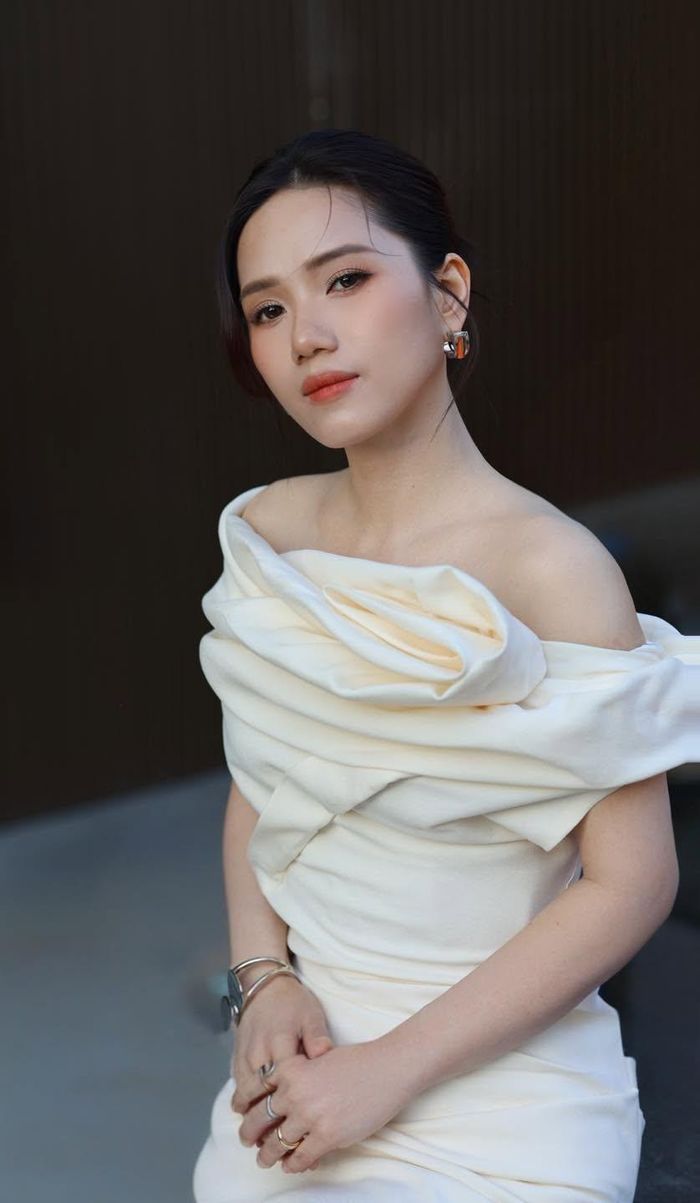 Dự án mới của Thùy Chi có ý nghĩa lớn với nữ ca sĩ khi có sự hỗ trợ từ bố cô. Ảnh: FBNV.