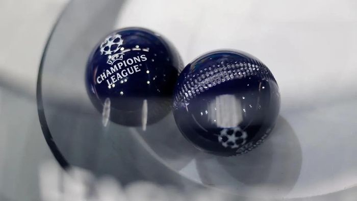 CĐV nghi lễ bốc thăm Champions League có vấn đề.