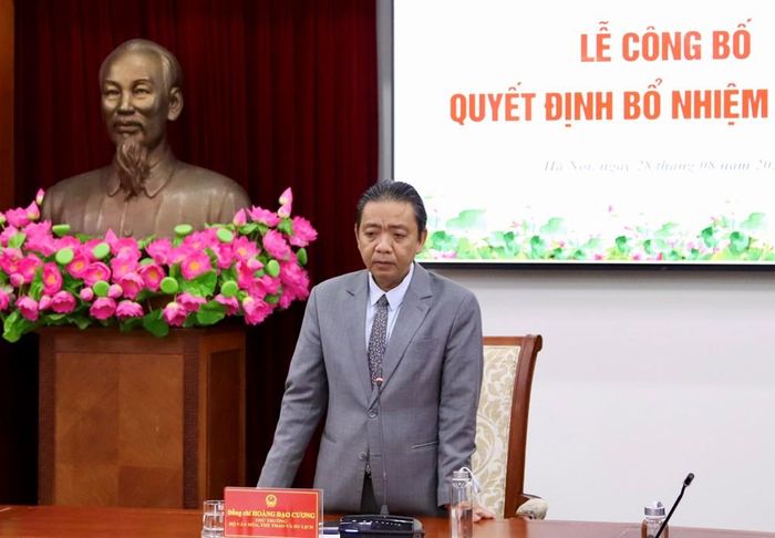 Thứ trưởng Bộ VHTTDL Hoàng Đạo Cương phát biểu giao nhiệm vụ cho tân Phó Cục trưởng Cục Thể dục thể thao Việt Nam