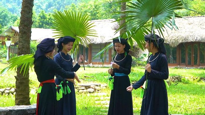Khung cảnh yên bình ở làng quê Thượng Lâm