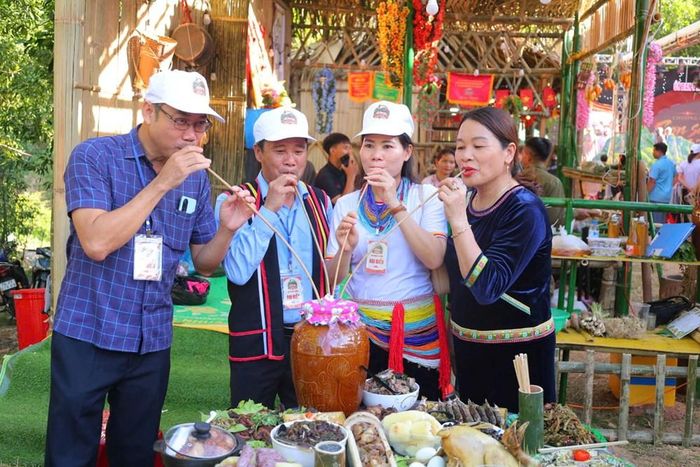 Hội thi góp phần gìn giữ văn hóa ẩm thực và quảng bá du lịch cộng đồng vùng đồng bào Co