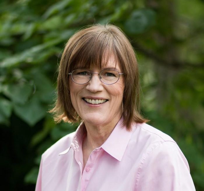 Giáo sư Barbara Oakley