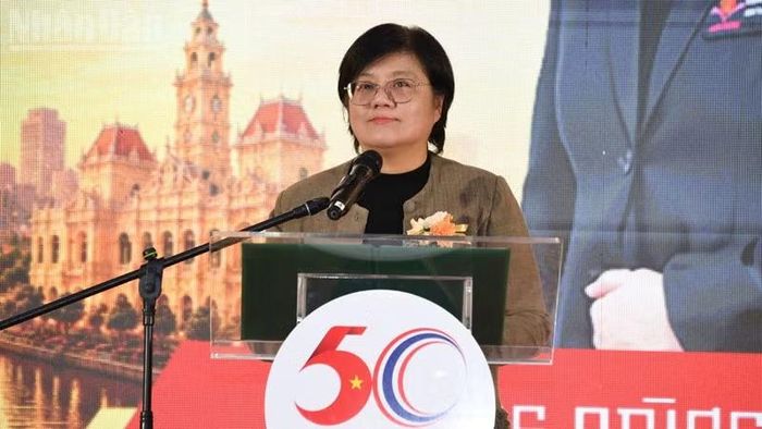 Hiệu trưởng Trường đại học Rajabhat Udon Thani Kanisara Thanyasuntornsakul. (Ảnh: MINH THẮNG)