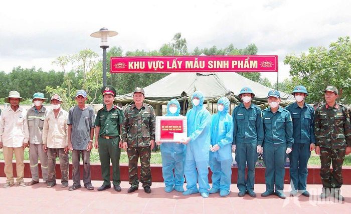 Cán bộ, chiến sĩ LLVT TP Đà Nẵng tích cực triển khai Chiến dịch 500 ngày đêm đẩy mạnh thực hiện tìm kiếm, quy tập và xác định danh tính hài cốt liệt sĩ.
