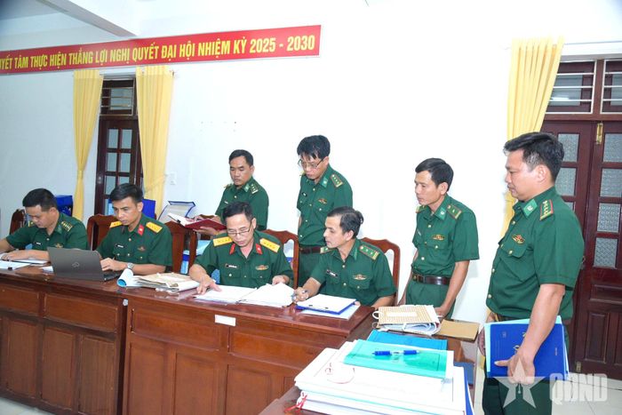 Đoàn công tác Bộ Quốc phòng kiểm tra công tác 1389 tại Ban chỉ huy Bộ đội Biên phòng tỉnh Đồng Tháp.