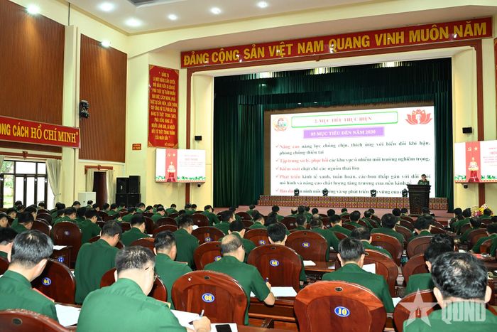 Quang cảnh hội nghị. 
