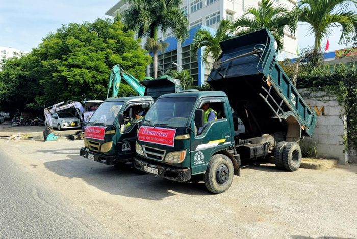 Các nhà thầu ra quân thi công ngay sau lễ khởi công.