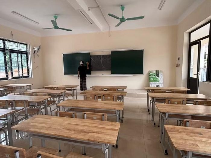 Những phòng học dần được hoàn thiện.
