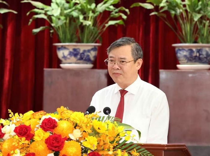 Ông Trương Cảnh Tuyên, Chủ tịch UBND TP Cần Thơ phát biểu tại buổi họp mặt.