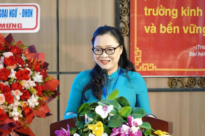 Thứ trưởng Bộ GD&ĐT Nguyễn Thị Quyên Thanh phát biểu khai mạc.
