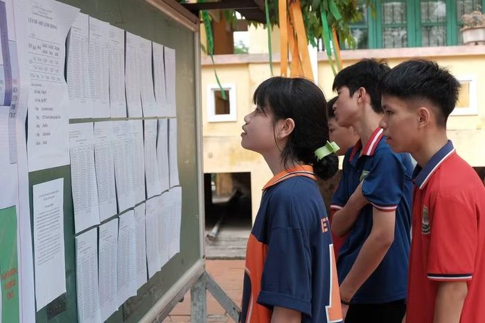 Học sinh Hà Nội tham gia Kỳ thi tuyển sinh vào lớp 10 THPT năm 2026. Ảnh tư liệu: Đình Tuệ.