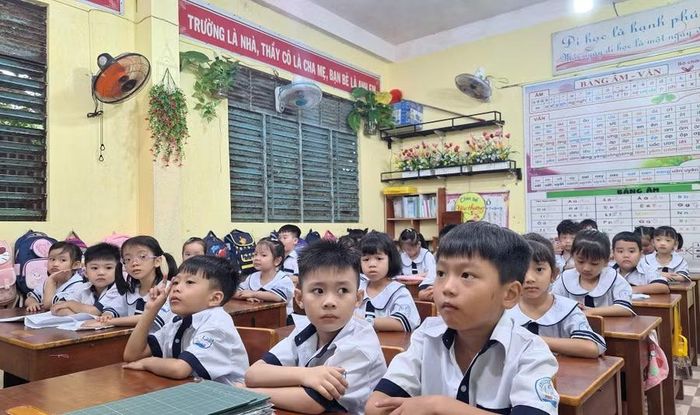 Học sinh lớp 1, Trường Tiểu học Phú Hòa (xã Phú Hòa, tỉnh An Giang).