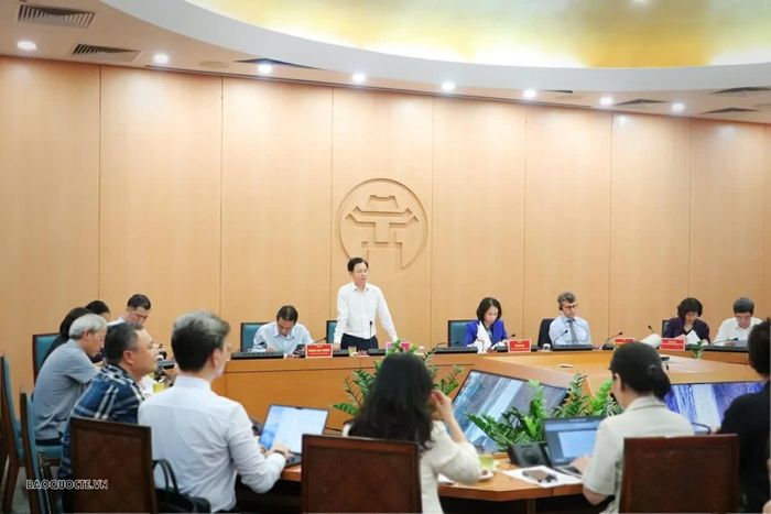 Chủ tịch Ủy ban Quốc gia UNESCO Việt Nam, Thứ trưởng Bộ Ngoại giao Ngô Lê Văn phát biểu kết luận cuộc họp. (Ảnh: Nguyễn Nhuận)