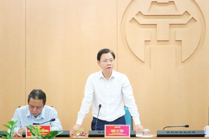 Chủ tịch Ủy ban Quốc gia UNESCO Việt Nam, Thứ trưởng Bộ Ngoại giao Ngô Lê Văn phát biểu định hướng cuộc họp (Ảnh: Nguyễn Nhuận)