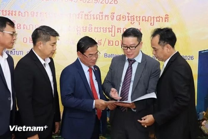 Tổng Lãnh sự Trần Tuấn Anh gửi công hàm tới chính quyền các tỉnh vận động ủng hộ dự thảo Nghị quyết "Thập kỷ quốc tế về Văn hóa vì sự phát triển bền vững (2027-2036) tại Liên hợp quốc. (Nguồn: TTXVN)