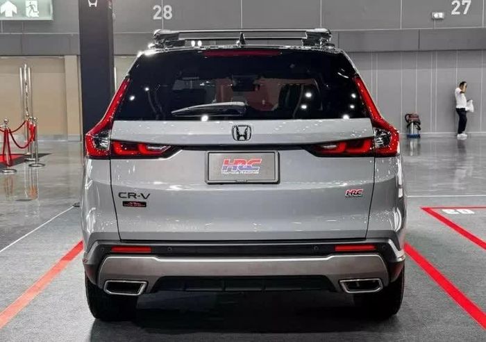 Honda CR-V TrailSport HRC Concept sở hữu diện mạo mới bằng loạt chi tiết bổ sung.
