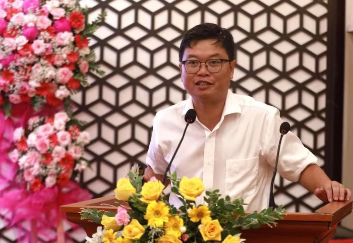 Đại diện Trường Đại học Bách khoa TP HCM phát biểu tại hội thảo. ẢNH - BTC