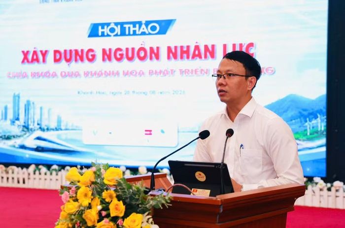 Phó Chủ tịch UBND tỉnh Khánh Hòa Nguyễn Thanh Hà phát biểu tại hội thảo. ẢNH - BTC