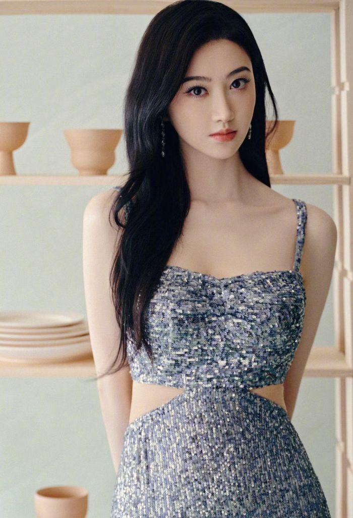 Cảnh Điềm lên tiếng sau khi bị đại gia Tôn Vũ Thần đòi lại số tiền hơn 30 triệu NDT.